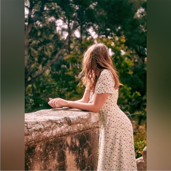 Sézane Ophelia Dress - Picture 4 of 10